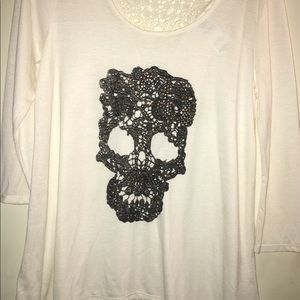 3/4 sleeve skull shirt